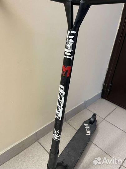 Трюковой самокат