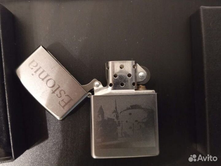 Зажигалка бензиновая zippo