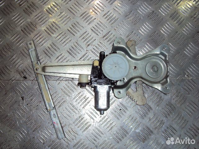 Стеклоподъемник Colt 6 (02-12) электро зад L б\у