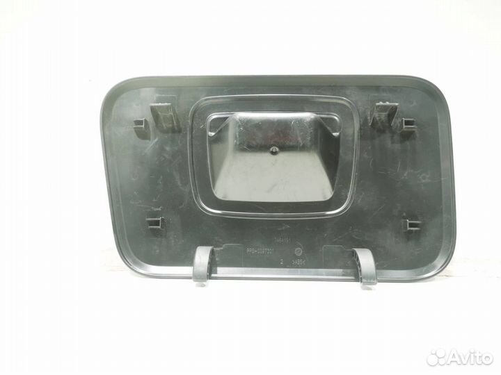 Вещевое отделение в багажнике BMW 5 G30/G31 G30