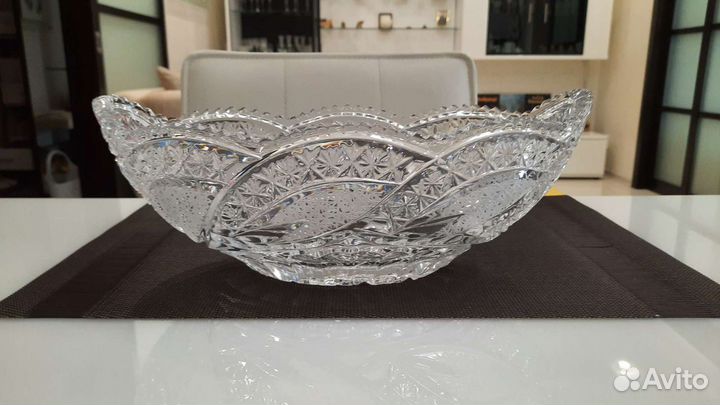 Хрусталь СССР: Ваза для сладостей, графин - штоф