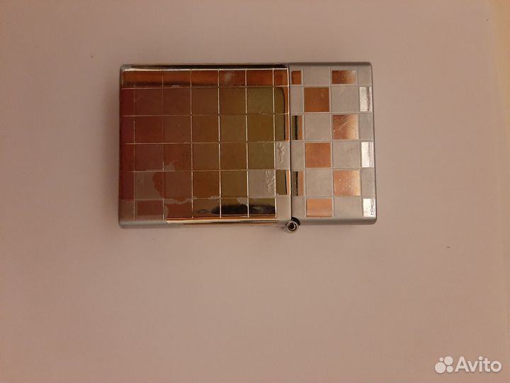 Зажигалка газовая