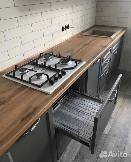 Кухни на заказ. Своё производство