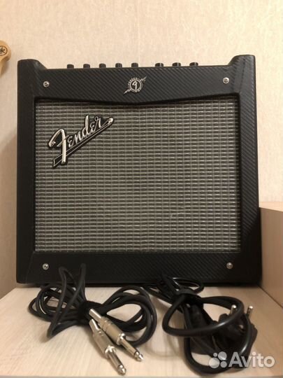 Fender mustang 1 комбоусилитель