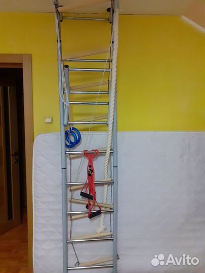 Детский спортивный уголок бу