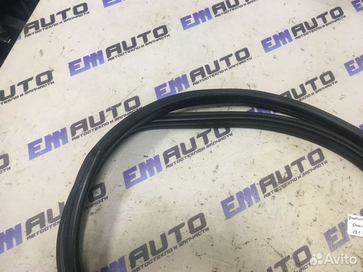 Уплотнитель проёма двери задней пр. Опель Вектра Ц