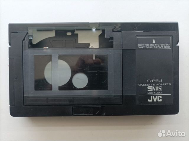 Vhs c кассета. Адаптер JVS C-p7u. Адаптер JVC C-p7u для видеокассет VHS-C, S-VHS-C. Кассетный адаптер SVHS-C/VHS-C на VHS/SVHS. Адаптер VHSC-VHS JVC C-p6u.