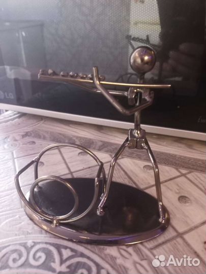 Статуэтка музыкант металл