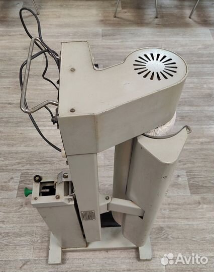 Гладильная машина Ульяна мгн-650