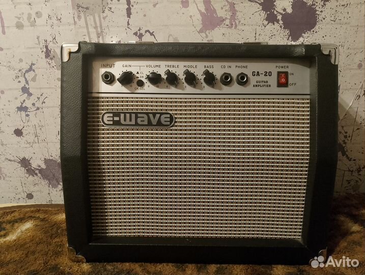 Электрогитара