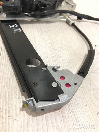 Стеклоподъемник задний правый Mercedes Benz S500L