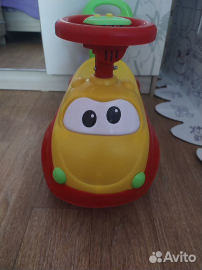 Машинка каталка толокар