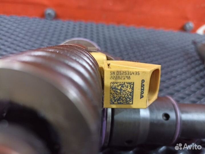 Комплект топливных форсунок Renault T, Volvo FM