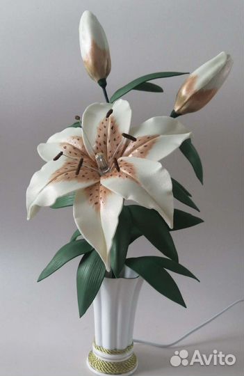 Светильник Лилия