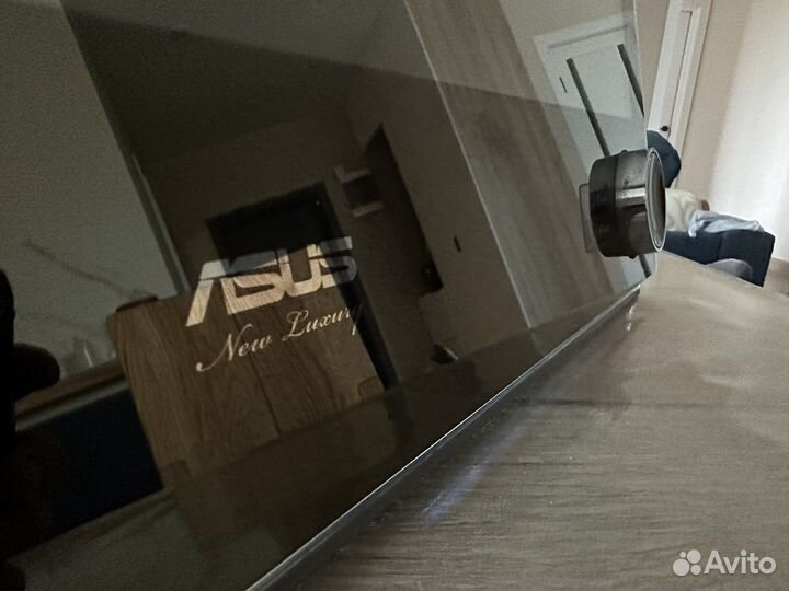 Монитор Asus New Luxury