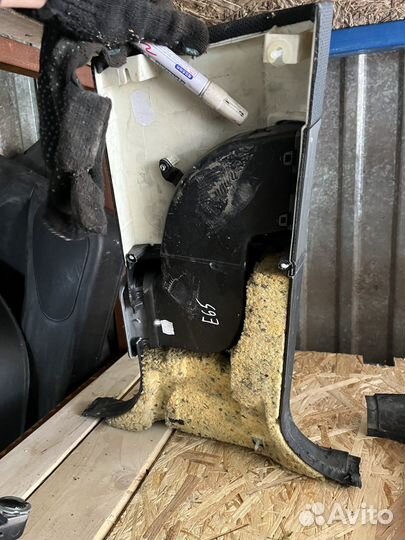 Центральные стойки bmw e65 e66