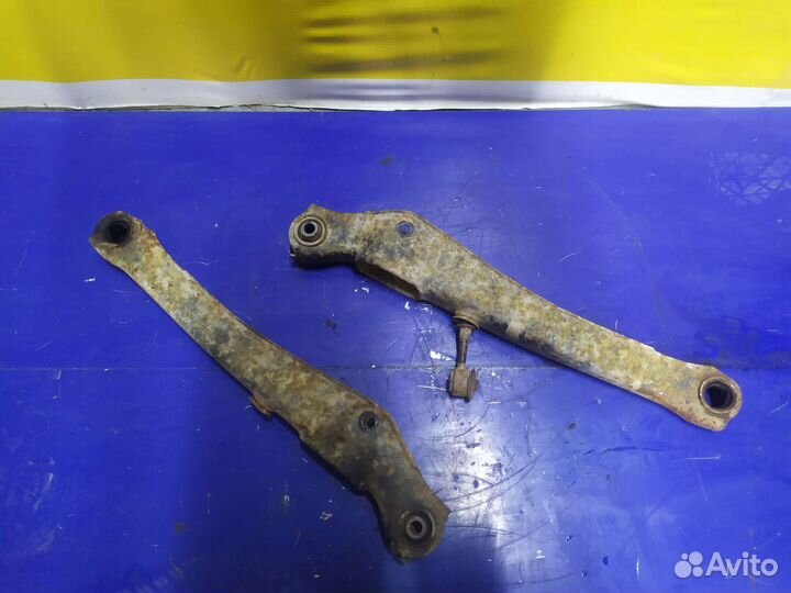 Рычаги задние нижние lancer 9
