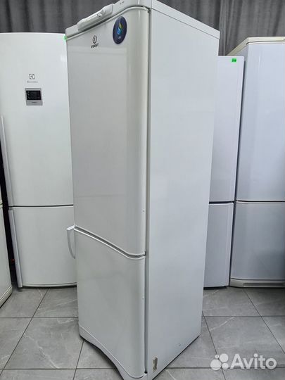 Холодильник indesit C138NFG.016