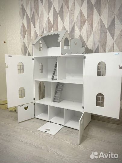Домик кукольный