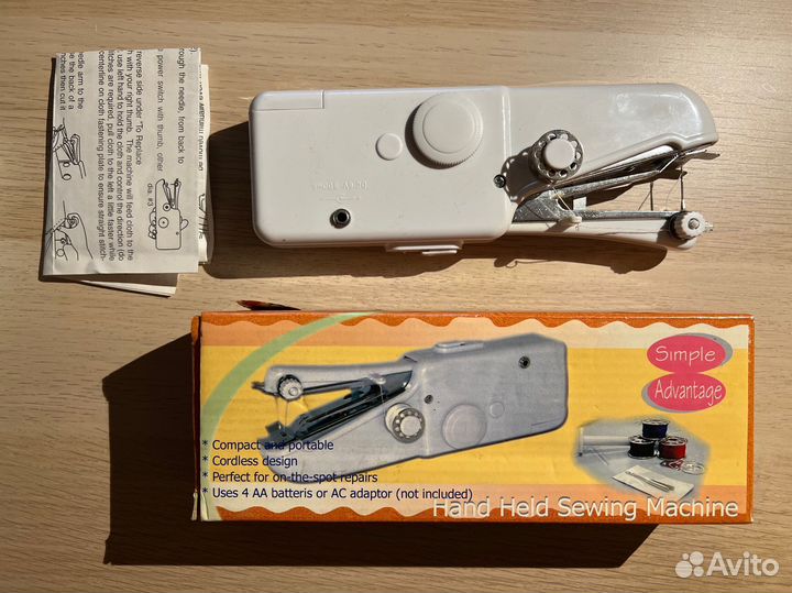 Ручная швейная машинка на батарейках