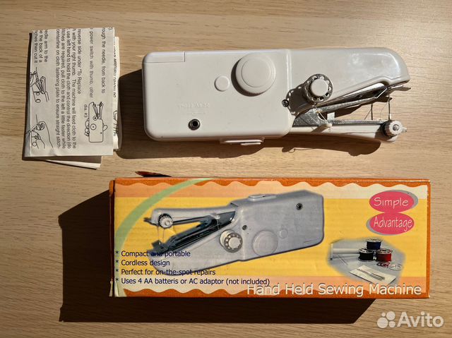 Ручная швейная машинка на батарейках