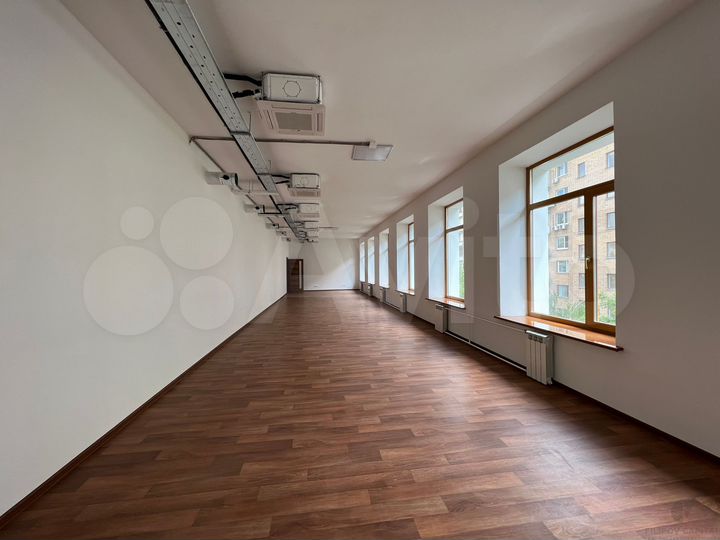 Офис 3700 кв.м