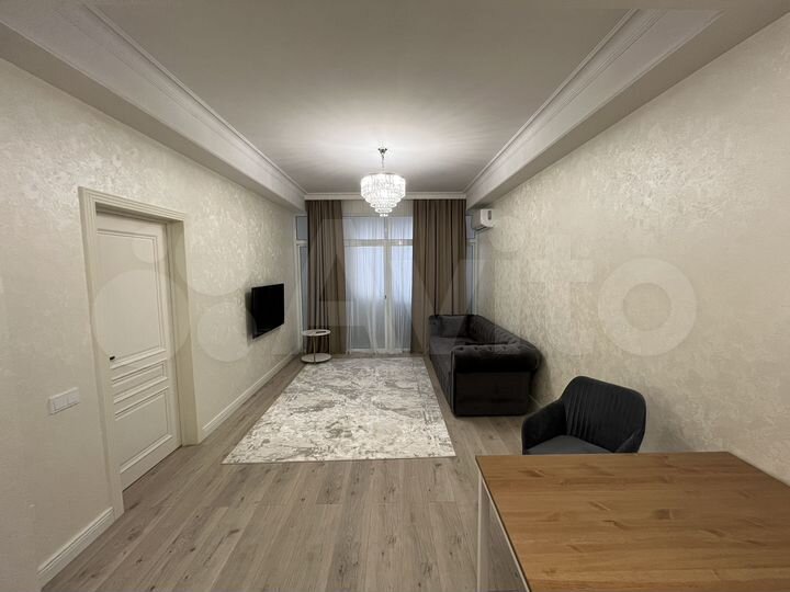 2-к. квартира, 60 м², 2/10 эт.