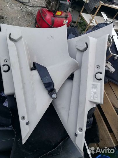 Обшивки задних стоек рено сандеро 2