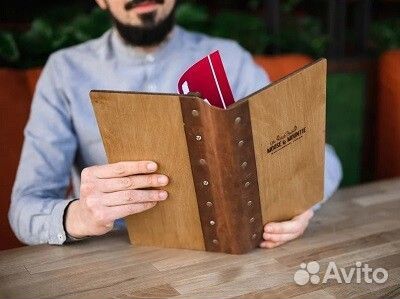 Деревянное меню на заказ в Альметьевске