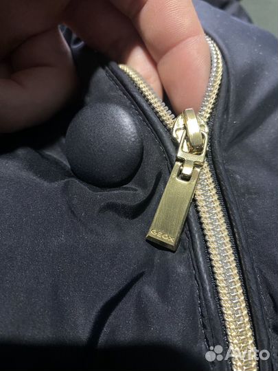 Оригинальный женский пуховик Geox размер XS