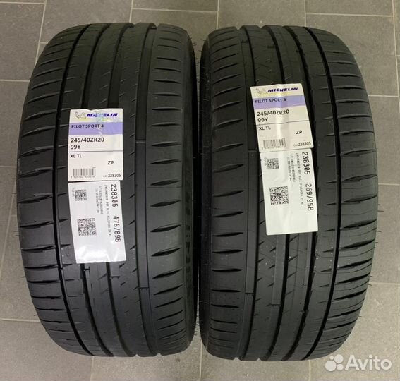 Michelin Pilot Sport 4 245/40 R20 99Y