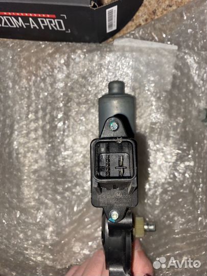 Моторчик стеклоподъемника cruze 95174198