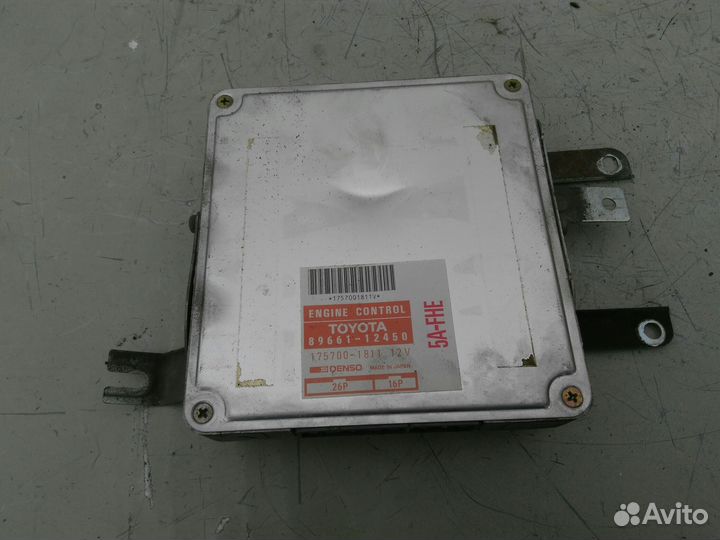 Блок управления двигателем Toyota Corolla E90