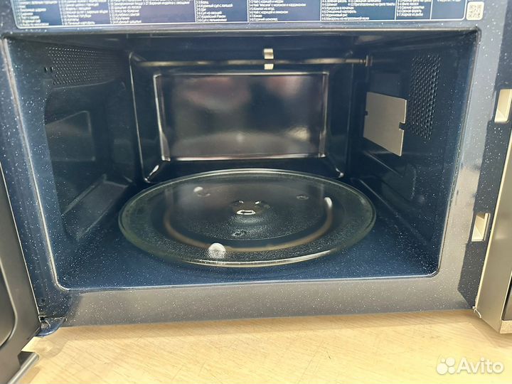 Микроволновая печь Samsung MG23K3513AS