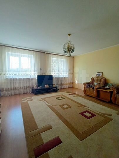 Дом 247 м² на участке 18 сот.