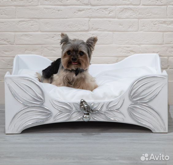 Лежанка для собак и кошек