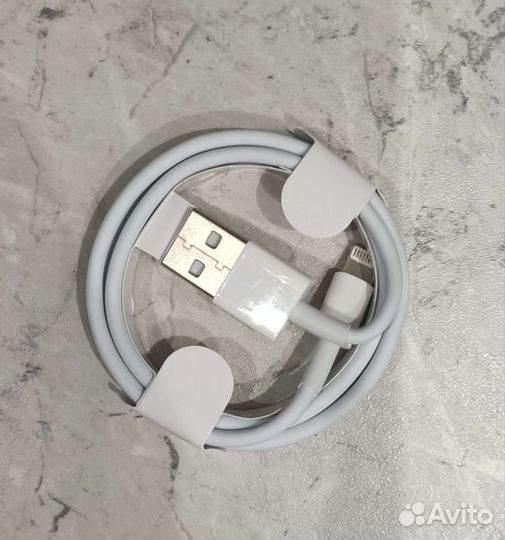 Зарядное устройство на iPhone