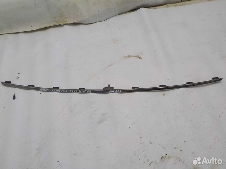 Накладка решетки радиатора toyota RAV4