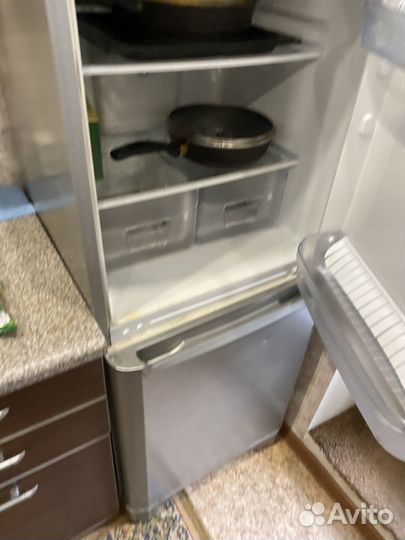 Холодильник на запчасти