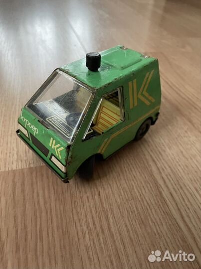 Машинка Триг Курьер