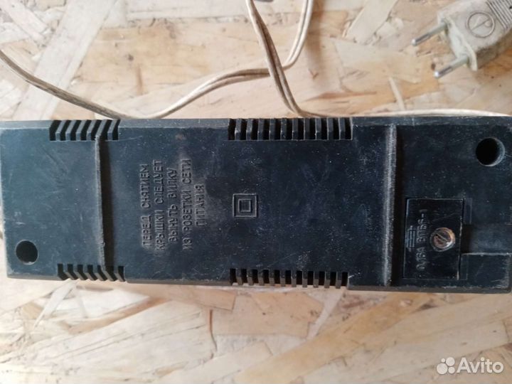 Преобразователь напряжения 220/12