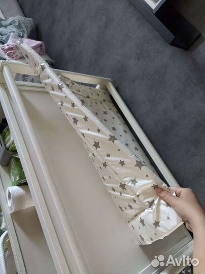 Пеленальный столик икея + матрасик