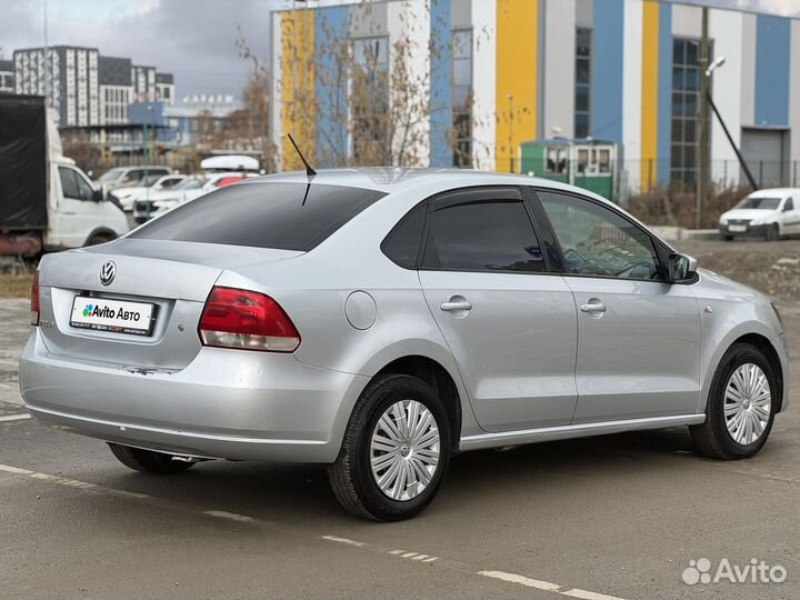 Volkswagen Polo 1.6 AT, 2013, 141 380 км