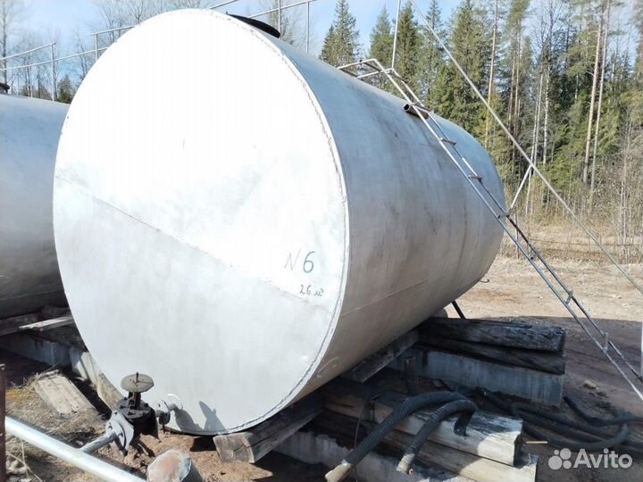 Емкость (цистерна) объемом 25 кбм