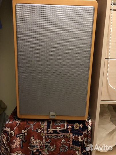 Акустическая система Canton