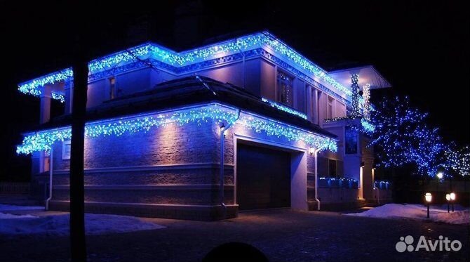 Украшение домов гирляндами, и световые шары