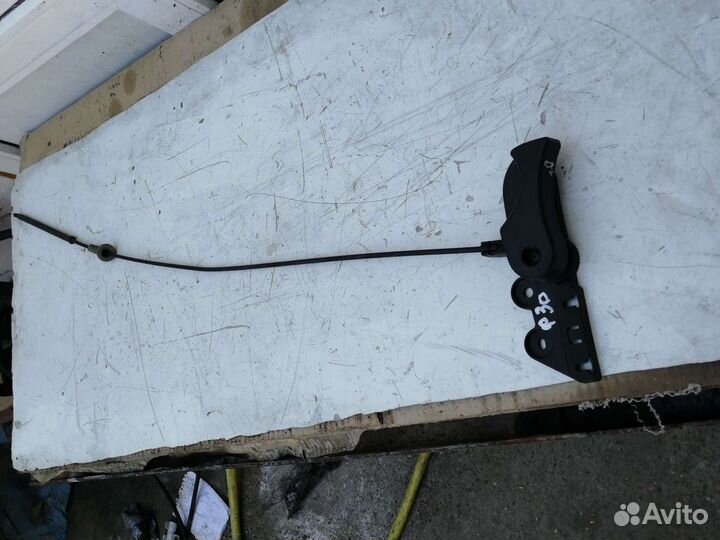 Тросс механизм открытие капота BMW 3-series F30