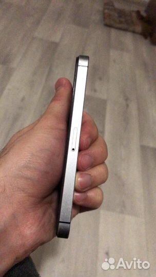 Айфон 5S/16gb