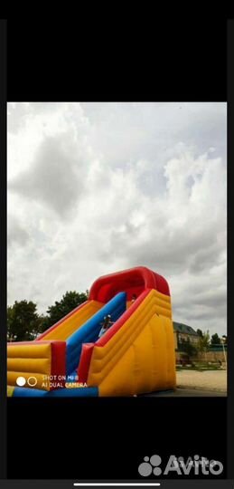 Надувной батут горка большой