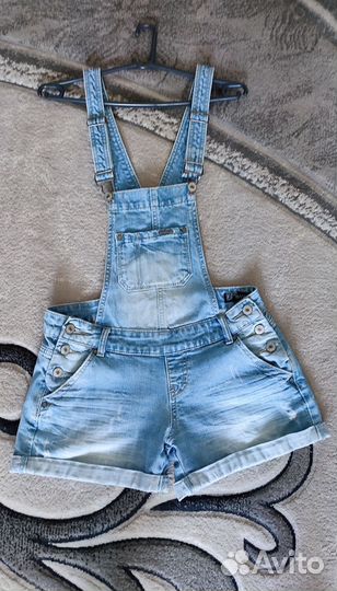 Комбинезон - шорты джинсовый 44р